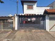 Sobrado com 3 dormitórios à venda, 130 m² por R$...