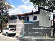 Sobrado com 3 dormitórios à venda, 132 m² por R$...