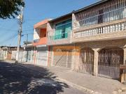 Sobrado com 3 dormitórios à venda, 135 m² por R$...