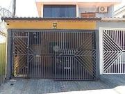 Sobrado com 3 dormitórios à venda, 140 m² por R$...