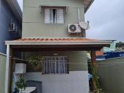 Sobrado com 3 dormitórios à venda, 140 m² por R$...