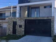 Sobrado com 3 dormitórios à venda, 143 m² por R$...