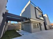 Sobrado com 3 dormitórios à venda, 148 m² por R$...