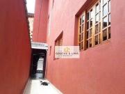 Sobrado com 3 dormitórios à venda, 150 m² por R$...