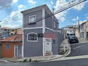 Sobrado com 3 dormitórios à venda, 150 m² por R$...