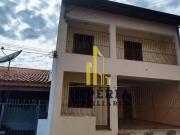Sobrado com 3 dormitórios à venda, 150 m² por R$...