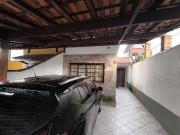Sobrado com 3 dormitórios à venda, 150 m² por R$...