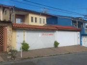 Sobrado com 3 dormitórios à venda, 150 m² por R$...