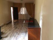 Sobrado com 3 dormitórios à venda, 150 m² por R$...