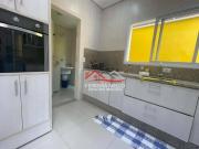 Sobrado com 3 dormitórios à venda, 150 m² por R$...
