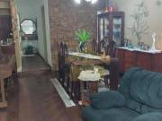 Sobrado com 3 dormitórios à venda, 152 m² por R$...