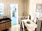 Sobrado com 3 dormitórios à venda, 153 m² por R$...
