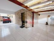 Sobrado com 3 dormitórios à venda, 154 m² por R$...