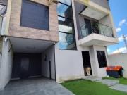 Sobrado com 3 dormitórios à venda, 158 m² por R$...