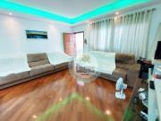 Sobrado com 3 dormitórios à venda, 162 m² por R$...