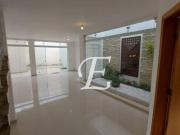 Sobrado com 3 dormitórios à venda, 163 m² por R$...