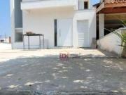 Sobrado com 3 dormitórios à venda, 163 m² por R$...