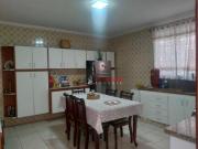 Sobrado com 3 dormitórios à venda, 164 m² por R$...