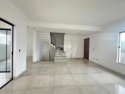 Sobrado com 3 dormitórios à venda, 169 m² por R$...