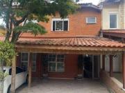 Sobrado com 3 dormitórios à venda, 170 m² por R$...