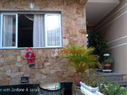 Sobrado com 3 dormitórios à venda, 177 m² por R$...