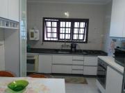 Sobrado com 3 dormitórios à venda, 179 m² por R$...