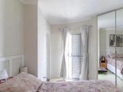 Sobrado com 3 dormitórios à venda, 180 m² por R$...