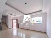 Sobrado com 3 dormitórios à venda, 180 m² por R$...