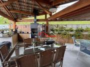 Sobrado com 3 dormitórios à venda, 180 m² por R$...