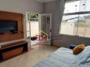 Sobrado com 3 dormitórios à venda, 180 m² por R$...