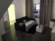 Sobrado com 3 dormitórios à venda, 180 m² por R$...