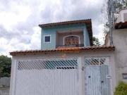 Sobrado com 3 dormitórios à venda, 180 m² por R$...