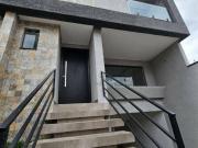 Sobrado com 3 dormitórios à venda, 181 m² por R$...