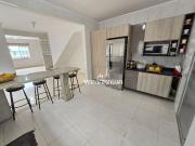 Sobrado com 3 dormitórios à venda, 191 m² por R$...