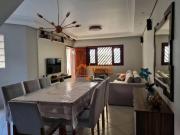 Sobrado com 3 dormitórios à venda, 192 m² por R$...