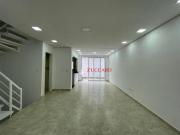 Sobrado com 3 dormitórios à venda, 193 m² por R$...