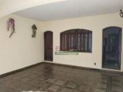 Sobrado com 3 dormitórios à venda, 194 m² por R$...