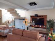 Sobrado com 3 dormitórios à venda, 195 m² por R$...