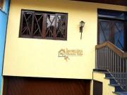 Sobrado com 3 dormitórios à venda, 195 m² por R$...