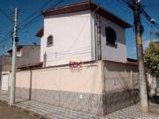 Sobrado com 3 dormitórios à venda, 196 m² por R$...