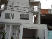 Sobrado com 3 dormitórios à venda, 200 m² por R$...