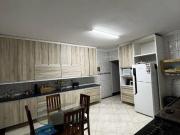 Sobrado com 3 dormitórios à venda, 200 m² por R$...