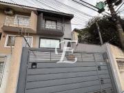 Sobrado com 3 dormitórios à venda, 200 m² por R$...