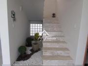 Sobrado com 3 dormitórios à venda, 202 m² por R$...