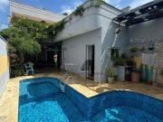 Sobrado com 3 dormitórios à venda, 208 m² por R$...