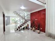 Sobrado com 3 dormitórios à venda, 210 m² por R$...