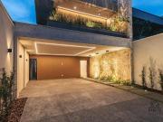 Sobrado com 3 dormitórios à venda, 210 m² por R$...