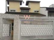 Sobrado com 3 dormitórios à venda, 215m² por R$850.000...