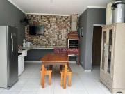 Sobrado com 3 dormitórios à venda, 220 m² por R$...