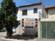 Sobrado com 3 dormitórios à venda, 220 m² por R$...